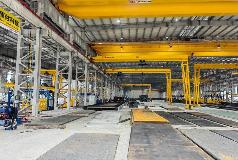Interior of the Genhong steel fabrication workshop